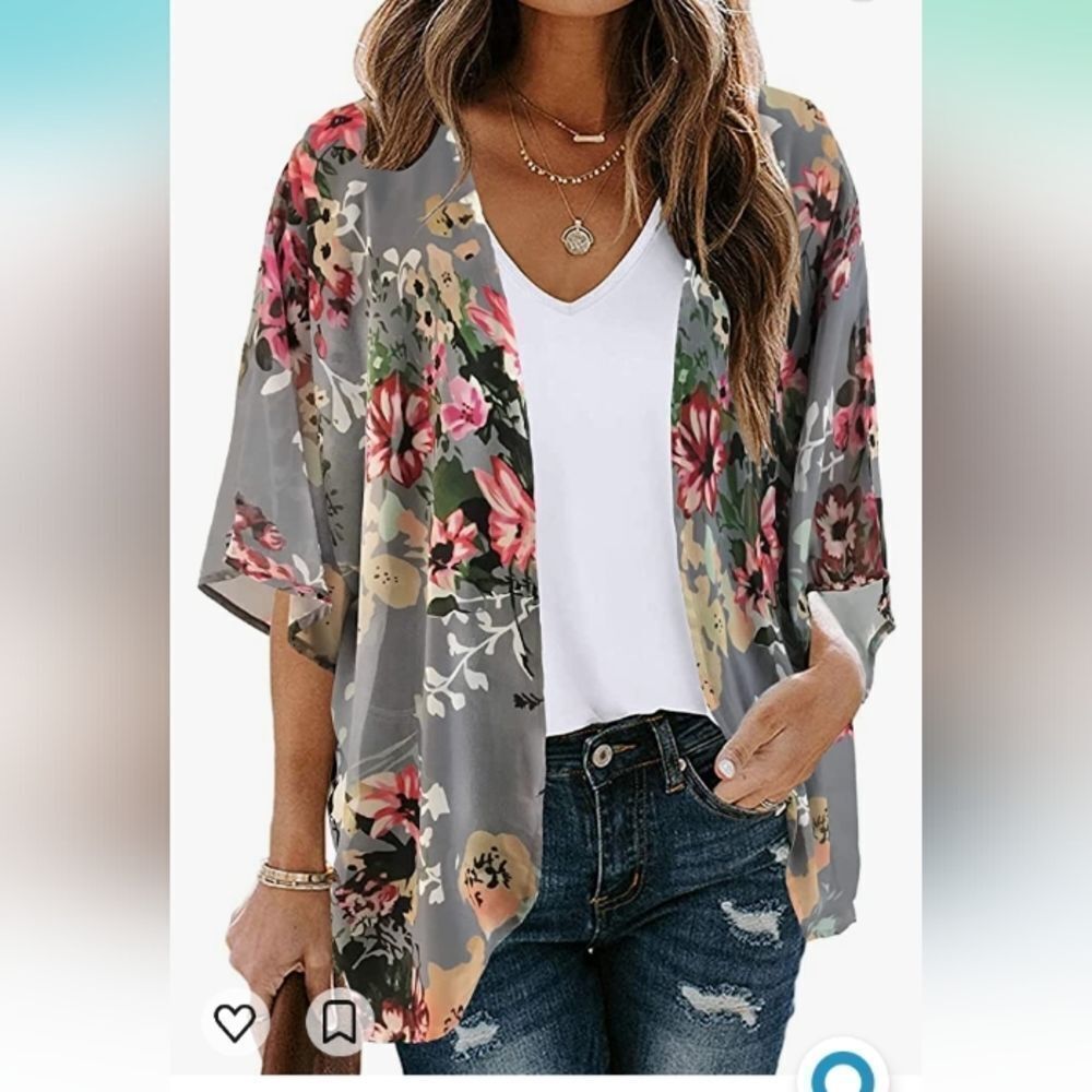 NWT Flower Shrug, Open Front Loose Blouse Multi Versatile. Stunning. NEW Small